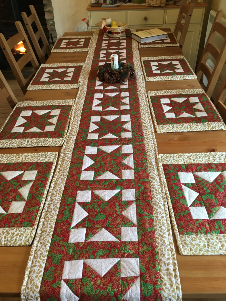 Christmas table setting